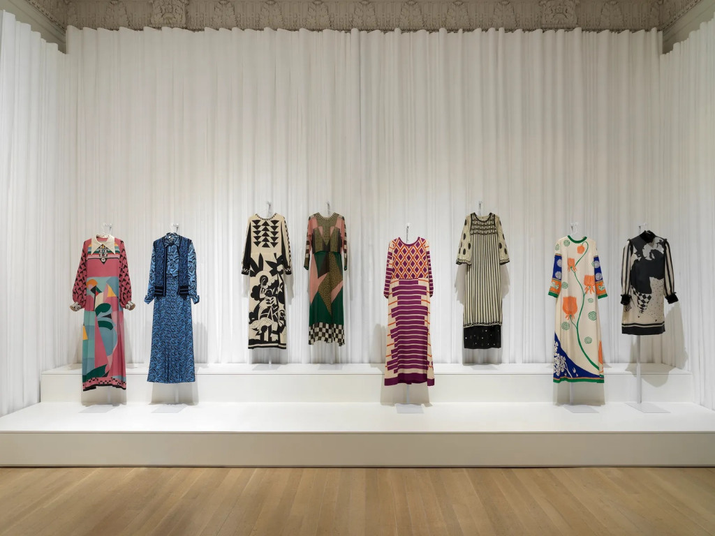 Exposição de moda em NY: “Mood of the Moment: Gaby Aghion and the House of Chloé” – com Cristiane Peixoto de Nova York