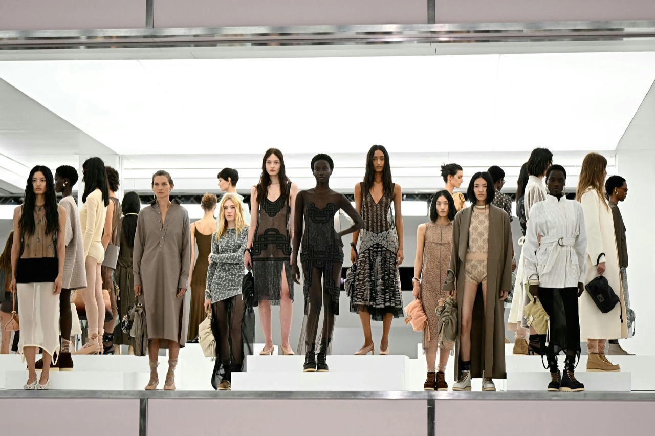 Conclusão das 4 Semanas de Moda SS26: NYFW, LFW, MFW e PFW
